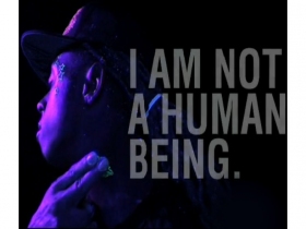 Video Premiere: LIL WAYNE I'm Not a Human Being
