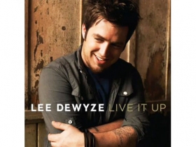 Lee DeWyze Debuts 'Live it Up' single