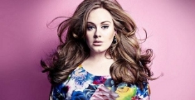 Adele gives birth to baby boy