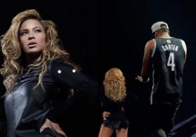 Beyonce joins Jay-Z at Final Barclays Center Show