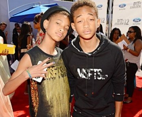 Watch Willow Smith's new video I Am Me premiered at 2012 BET Awards