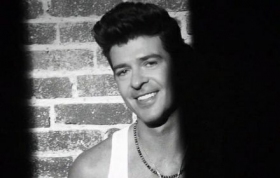 Watch Robin Thicke's new clip All Tied Up