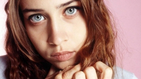 Watch Fiona Apple’s new music video for “Pure Imagination”