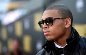 New single: Chris Brown 'Hands Up High' released