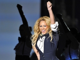 Beyonce's 'Run the World (Girls)' performance on Oprah Finale and new song!