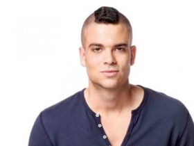 Mark Salling's official video of 'Illusions'