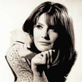 Honorary Degree for Sandie Shaw