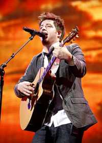 Lee Dewyze