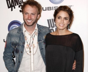 Nikki Reedsings a duet with husband Paul McDonald 'Now That I Found You'