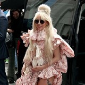 Lady Gaga Unveils “Mary Jane Holland”