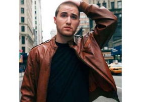 Video Premiere: Mike Posner 'Please Don't Go'