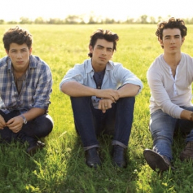 Jonas Brothers announce dates of Latin America Tour