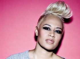 Watch Scottish singer Emeli Sande's video premiere 'Next To Me'