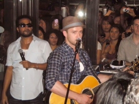 Justin Timberlake performed live with Freesol in NYC