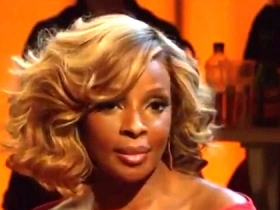 Mary J. Blige premieres 'Need Someone to Love You' at Jools Hooland