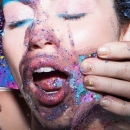 Miley Cyrus and her dead petz...