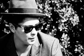 Bruno Mars Debuted 'The Lazy Song' Music Video!
