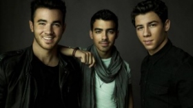 Jonas Brothers revealed their new song Wedding Bells
