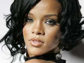 Rihanna - TE AMO (Music Video Premiere)