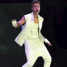 Bieber attacked in Toronto nightclub