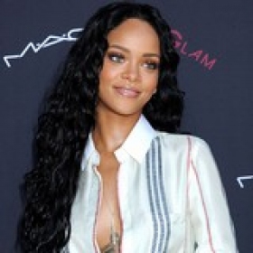 Is Rihanna Afraid of Undies?