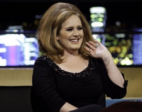 Adele performs 'Turning Tables' on Jonathan Ross' talk show