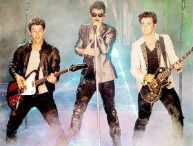 Jonas Brothers unleashed new dance-track 'Dance Until Tomorrow'