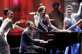 John Legend and The Roots performing at Miss Universe 2010