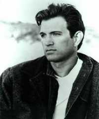 Chris Isaak