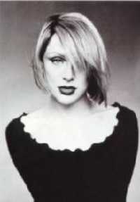 COURTNEY LOVE